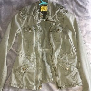 a army green jacket